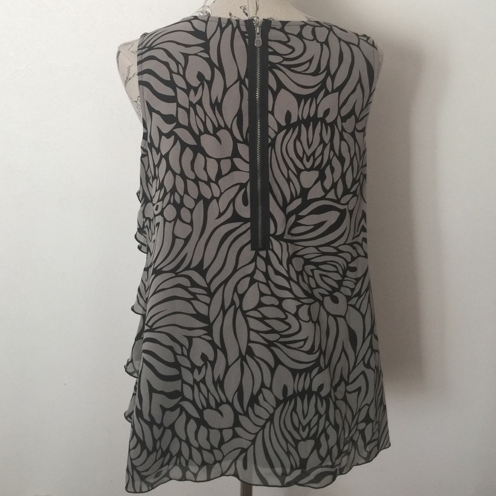 Nicole Miller Ruffle Long Top M - Picture 2 of 4